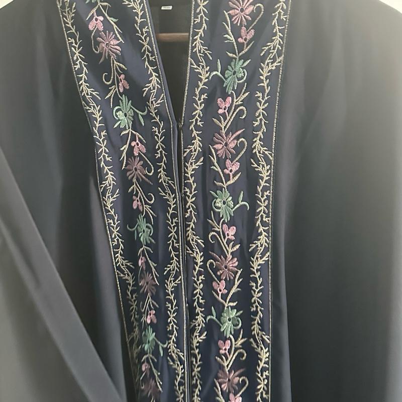 SALMA Abaya